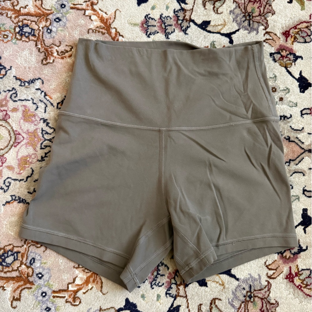 lululemon athletica Women's Brown High-Waisted Shorts